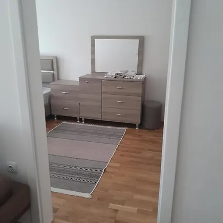 Appartamento Lux Karposh In Skpoje Skopje