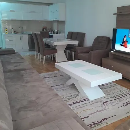 Lux Karposh In Skpoje *