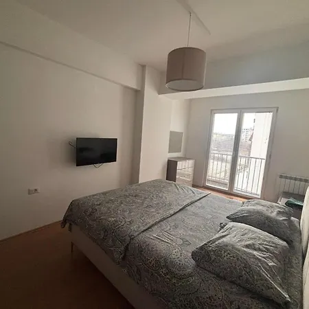 Apartament Lux Karposh In Skpoje *