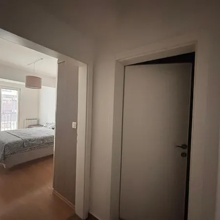 Lux Karposh In Skpoje