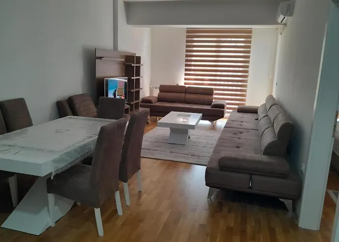Appartamento Lux Karposh In Skpoje *